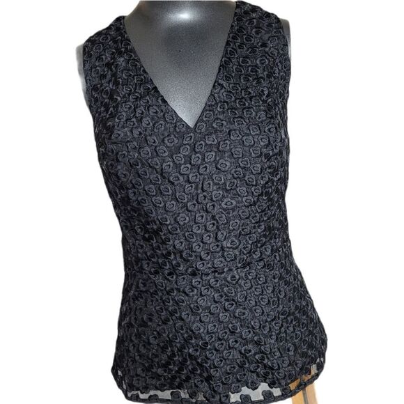 Ann Taylor  - Picture 2 of 8